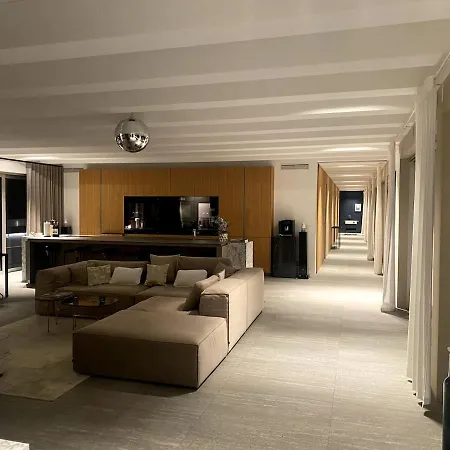 Highclass Luxury Penthouse Near Kudamm *