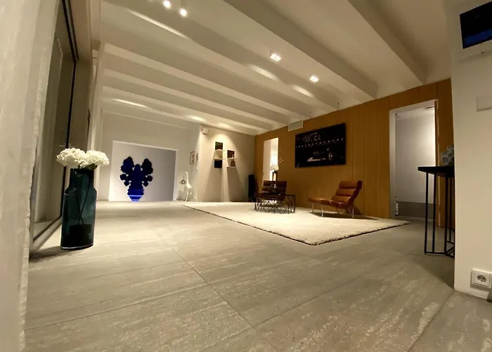 Highclass Luxury Penthouse Near Kudamm