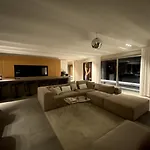 Highclass Luxury Penthouse Near Kudamm شقة *