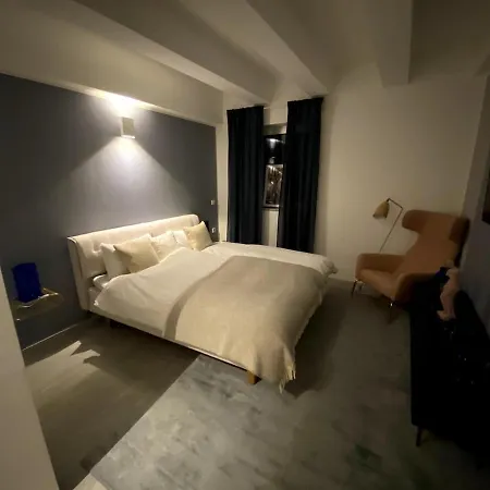 Highclass Luxury Penthouse Near Kudamm Appartement